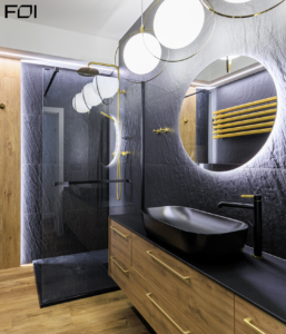 nowoczesna łazienka w apartamencie wakacyjnym nad morzem